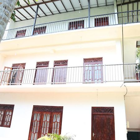Sumudu Villa Hikkaduwa Esterno foto