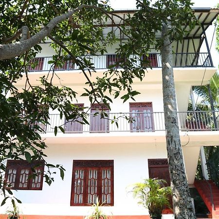 Sumudu Villa Hikkaduwa Esterno foto